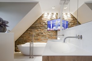 Bad im alpinen Stil - Vom Dachboden zum Luxusbad